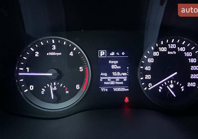 Хендай Туксон 2018 в Киеве на Automoto.ua Белый Хендай Туксон, объемом двигателя 2 л и пробегом 143 тыс. км за 19600 $, фото 11 на Automoto.ua