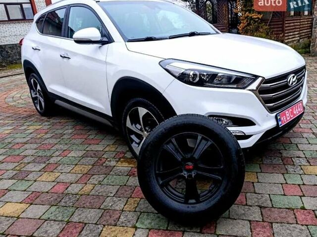 Білий Хендай Туксон, об'ємом двигуна 2 л та пробігом 169 тис. км за 19999 $, фото 8 на Automoto.ua