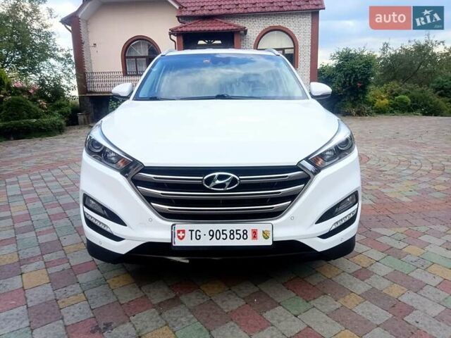 Хендай Туксон 2018 в Львове на Automoto.ua Белый Хендай Туксон, объемом двигателя 2 л и пробегом 169 тыс. км за 21400 $, фото 10 на Automoto.ua