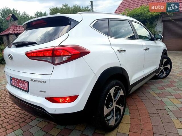Хендай Туксон 2018 в Львове на Automoto.ua Белый Хендай Туксон, объемом двигателя 2 л и пробегом 169 тыс. км за 21400 $, фото 12 на Automoto.ua
