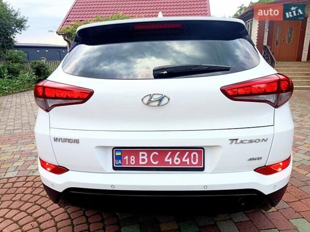 Хендай Туксон 2018 в Львове на Automoto.ua Белый Хендай Туксон, объемом двигателя 2 л и пробегом 169 тыс. км за 21400 $, фото 42 на Automoto.ua