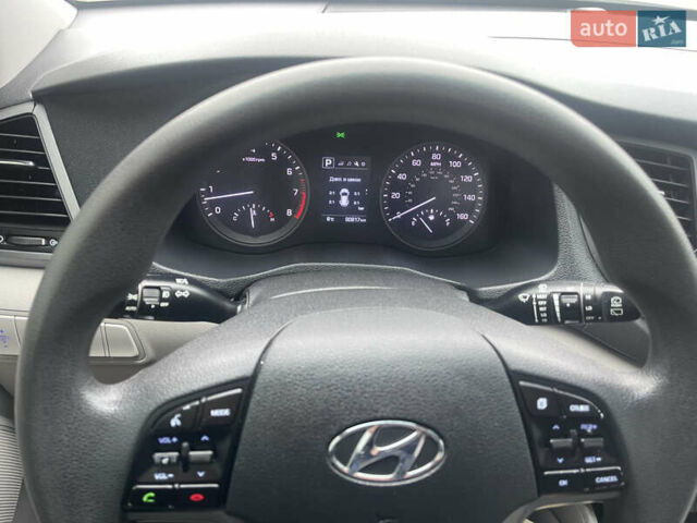 Белый Хендай Туксон, объемом двигателя 2 л и пробегом 91 тыс. км за 15900 $, фото 31 на Automoto.ua