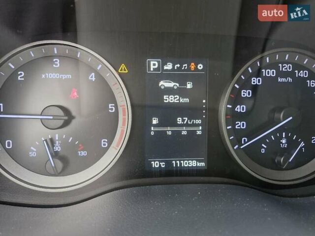 Белый Хендай Туксон, объемом двигателя 2 л и пробегом 111 тыс. км за 19999 $, фото 23 на Automoto.ua