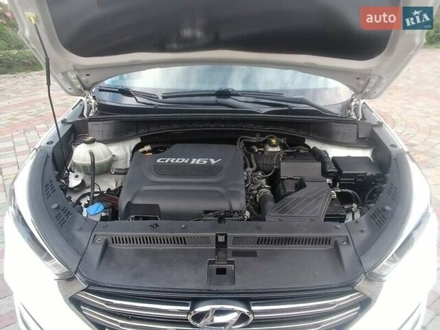 Хендай Туксон 2018 в Львове на Automoto.ua Белый Хендай Туксон, объемом двигателя 2 л и пробегом 169 тыс. км за 21400 $, фото 102 на Automoto.ua