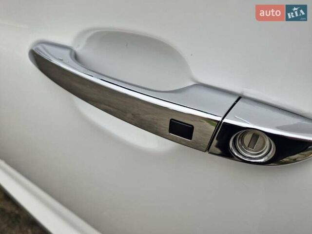 Белый Хендай Туксон, объемом двигателя 2 л и пробегом 111 тыс. км за 19999 $, фото 9 на Automoto.ua