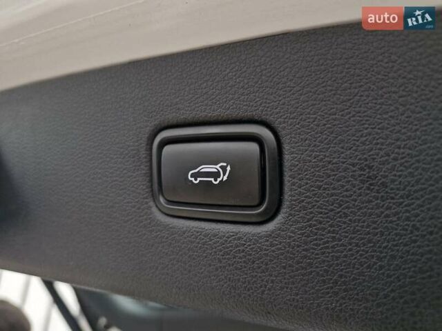 Белый Хендай Туксон, объемом двигателя 2 л и пробегом 111 тыс. км за 19999 $, фото 14 на Automoto.ua