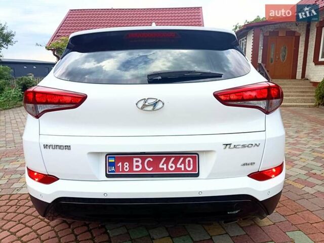 Хендай Туксон 2018 в Львове на Automoto.ua Белый Хендай Туксон, объемом двигателя 2 л и пробегом 169 тыс. км за 21400 $, фото 40 на Automoto.ua