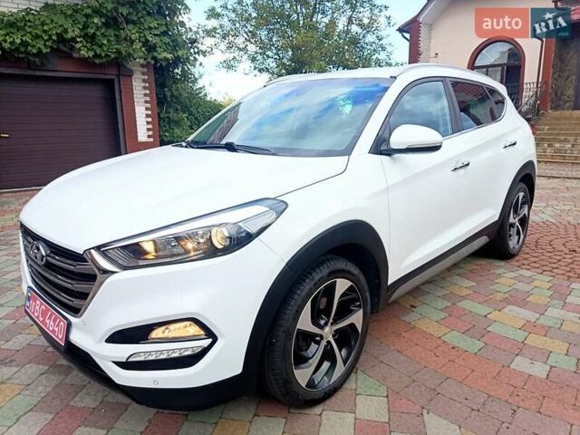 Хендай Туксон 2018 в Львове на Automoto.ua Белый Хендай Туксон, объемом двигателя 2 л и пробегом 169 тыс. км за 21400 $, фото 9 на Automoto.ua