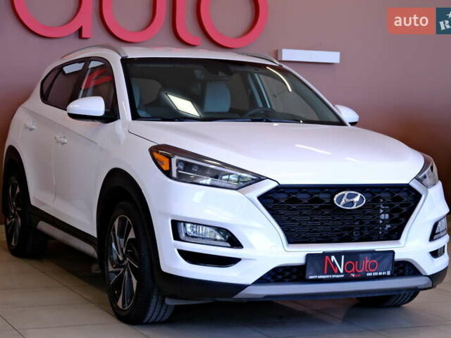 Белый Хендай Туксон, объемом двигателя 2.4 л и пробегом 63 тыс. км за 19500 $, фото 6 на Automoto.ua