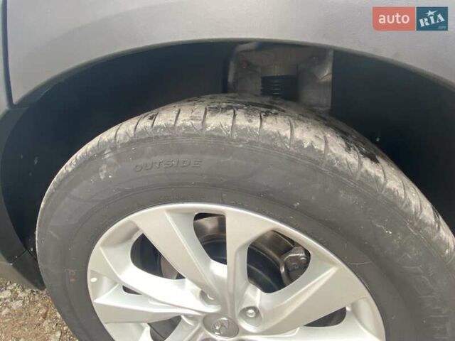 Білий Хендай Туксон, об'ємом двигуна 2 л та пробігом 40 тис. км за 20700 $, фото 12 на Automoto.ua
