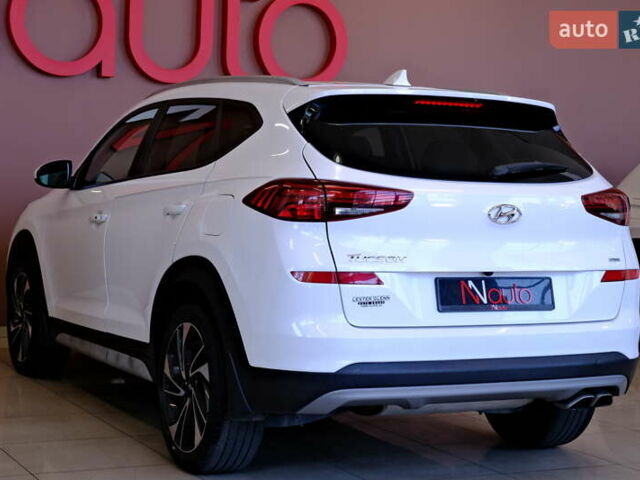 Белый Хендай Туксон, объемом двигателя 2.4 л и пробегом 63 тыс. км за 19500 $, фото 23 на Automoto.ua