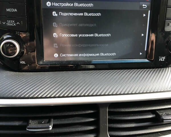 Белый Хендай Туксон, объемом двигателя 2 л и пробегом 25 тыс. км за 15900 $, фото 23 на Automoto.ua