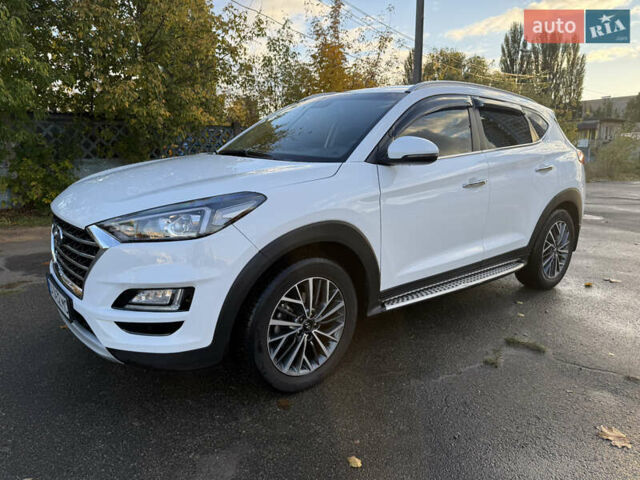 Белый Хендай Туксон, объемом двигателя 1.6 л и пробегом 53 тыс. км за 22500 $, фото 7 на Automoto.ua