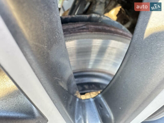 Белый Хендай Туксон, объемом двигателя 2 л и пробегом 270 тыс. км за 19800 $, фото 25 на Automoto.ua