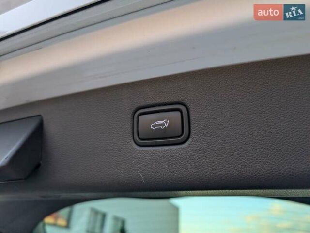 Білий Хендай Туксон, об'ємом двигуна 1.6 л та пробігом 152 тис. км за 21950 $, фото 67 на Automoto.ua