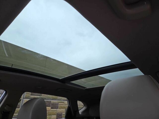 Белый Хендай Туксон, объемом двигателя 2.4 л и пробегом 40 тыс. км за 8600 $, фото 10 на Automoto.ua