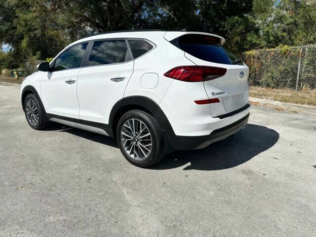 Белый Хендай Туксон, объемом двигателя 2.4 л и пробегом 36 тыс. км за 11400 $, фото 4 на Automoto.ua