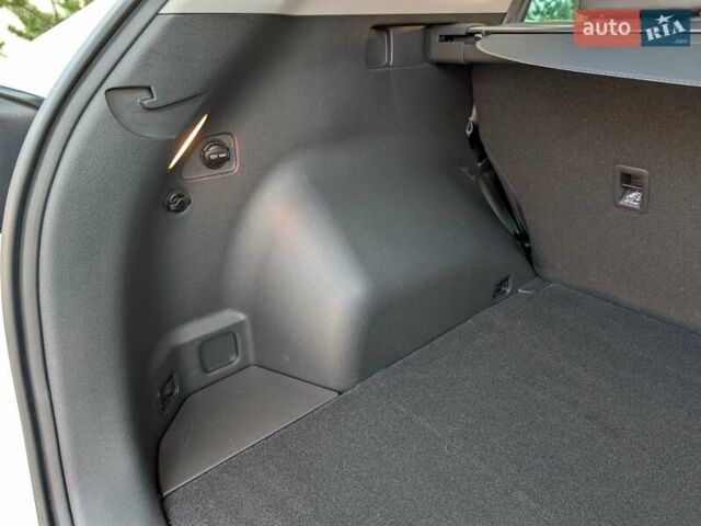 Білий Хендай Туксон, об'ємом двигуна 1.6 л та пробігом 152 тис. км за 21950 $, фото 70 на Automoto.ua