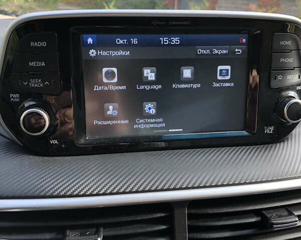 Белый Хендай Туксон, объемом двигателя 2 л и пробегом 25 тыс. км за 15900 $, фото 22 на Automoto.ua
