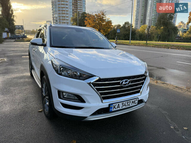 Белый Хендай Туксон, объемом двигателя 1.6 л и пробегом 53 тыс. км за 22500 $, фото 4 на Automoto.ua