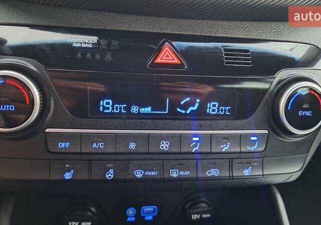 Белый Хендай Туксон, объемом двигателя 1.6 л и пробегом 188 тыс. км за 18400 $, фото 31 на Automoto.ua