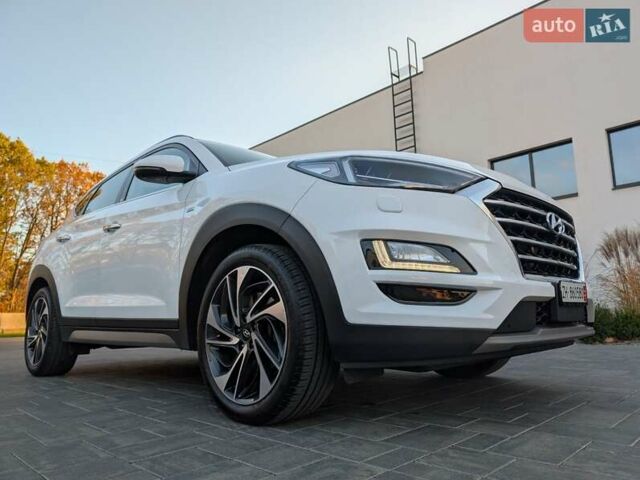 Білий Хендай Туксон, об'ємом двигуна 1.6 л та пробігом 152 тис. км за 21950 $, фото 20 на Automoto.ua