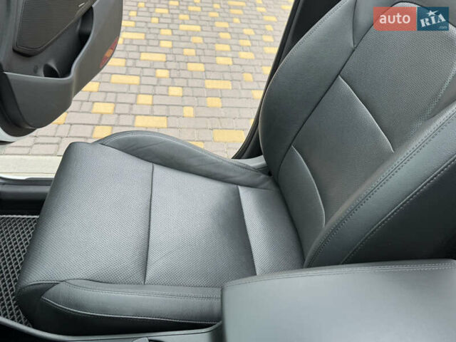 Белый Хендай Туксон, объемом двигателя 2 л и пробегом 50 тыс. км за 23800 $, фото 68 на Automoto.ua