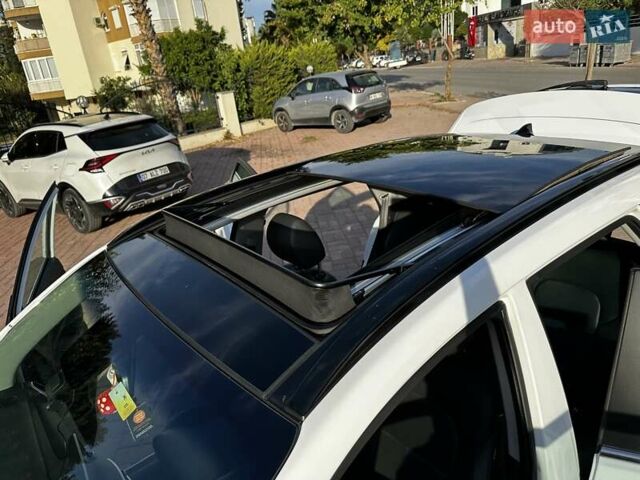 Белый Хендай Туксон, объемом двигателя 2 л и пробегом 50 тыс. км за 22500 $, фото 21 на Automoto.ua