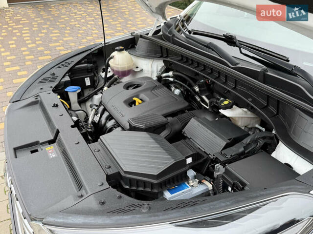 Белый Хендай Туксон, объемом двигателя 2 л и пробегом 50 тыс. км за 23800 $, фото 82 на Automoto.ua