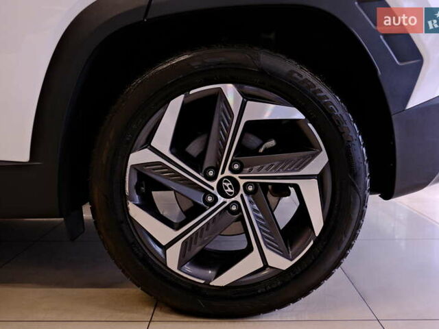 Белый Хендай Туксон, объемом двигателя 2 л и пробегом 160 тыс. км за 29900 $, фото 60 на Automoto.ua