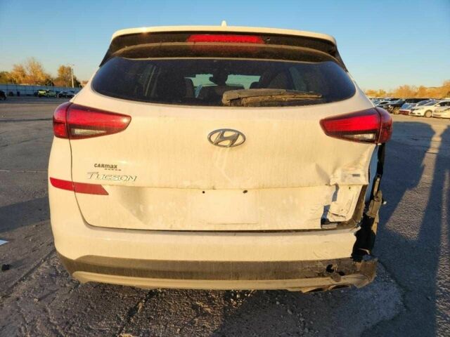 Білий Хендай Туксон, об'ємом двигуна 2.4 л та пробігом 80 тис. км за 2200 $, фото 5 на Automoto.ua