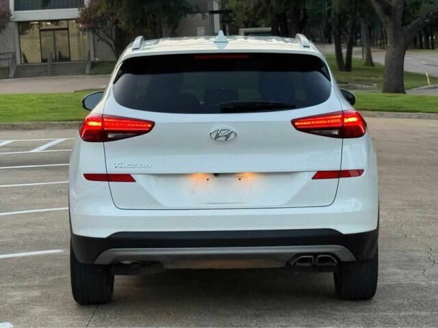 Белый Хендай Туксон, объемом двигателя 2.4 л и пробегом 48 тыс. км за 5900 $, фото 5 на Automoto.ua