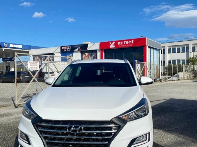 Белый Хендай Туксон, объемом двигателя 1.6 л и пробегом 77 тыс. км за 15700 $, фото 4 на Automoto.ua