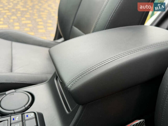 Белый Хендай Туксон, объемом двигателя 2 л и пробегом 50 тыс. км за 23800 $, фото 69 на Automoto.ua