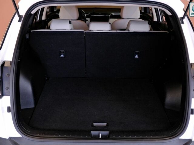 Белый Хендай Туксон, объемом двигателя 2 л и пробегом 160 тыс. км за 29900 $, фото 8 на Automoto.ua