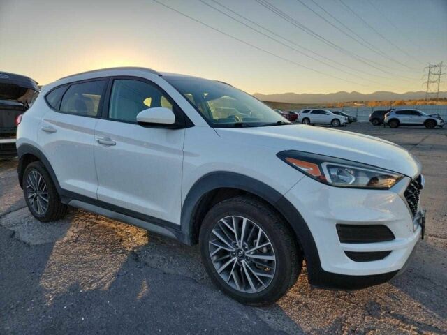 Білий Хендай Туксон, об'ємом двигуна 2.4 л та пробігом 80 тис. км за 2200 $, фото 3 на Automoto.ua