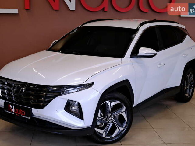 Белый Хендай Туксон, объемом двигателя 2 л и пробегом 160 тыс. км за 29900 $, фото 14 на Automoto.ua