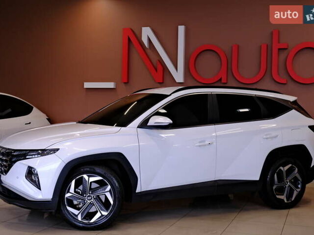 Белый Хендай Туксон, объемом двигателя 2 л и пробегом 160 тыс. км за 29900 $, фото 17 на Automoto.ua