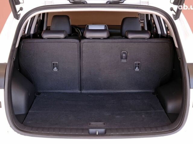 Белый Хендай Туксон, объемом двигателя 2 л и пробегом 134 тыс. км за 23500 $, фото 8 на Automoto.ua