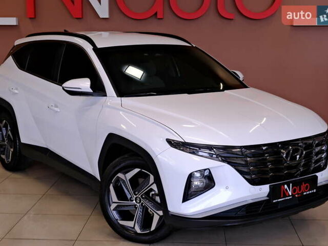 Белый Хендай Туксон, объемом двигателя 2 л и пробегом 160 тыс. км за 29900 $, фото 9 на Automoto.ua