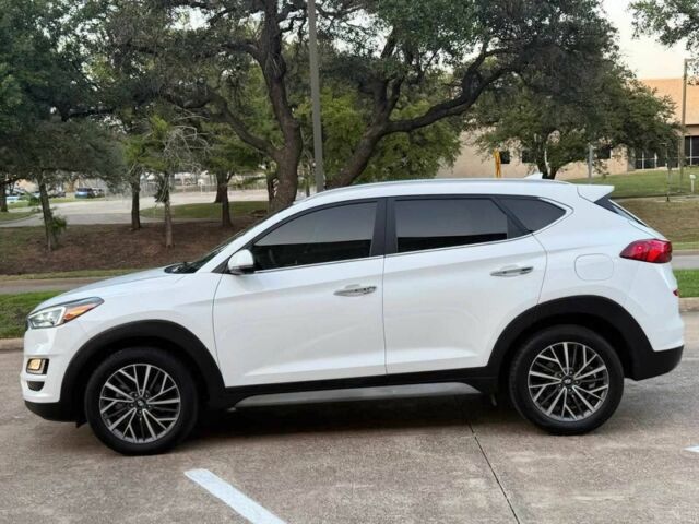 Белый Хендай Туксон, объемом двигателя 2.4 л и пробегом 48 тыс. км за 5900 $, фото 3 на Automoto.ua