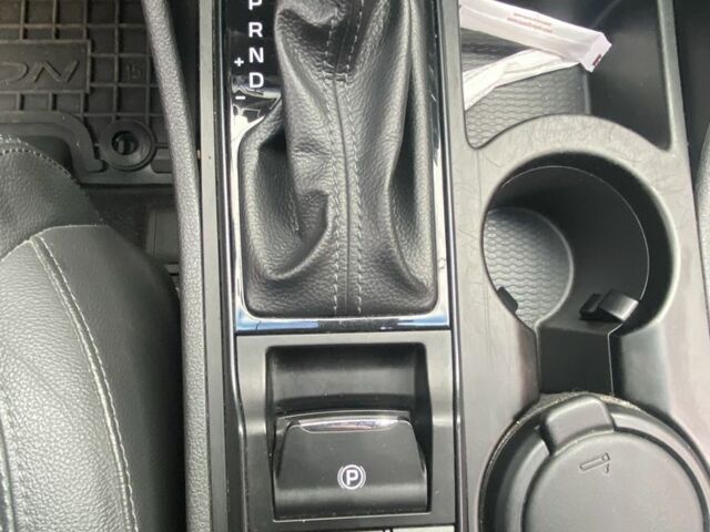 Білий Хендай Туксон, об'ємом двигуна 2 л та пробігом 50 тис. км за 21999 $, фото 13 на Automoto.ua