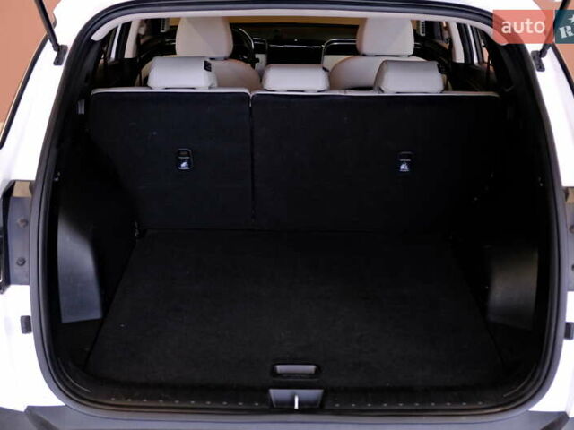 Белый Хендай Туксон, объемом двигателя 2 л и пробегом 160 тыс. км за 29900 $, фото 58 на Automoto.ua