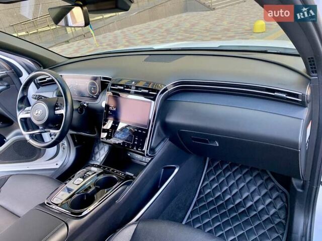 Белый Хендай Туксон, объемом двигателя 1.6 л и пробегом 97 тыс. км за 32800 $, фото 60 на Automoto.ua