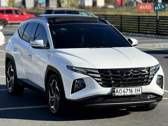 Белый Хендай Туксон, объемом двигателя 2 л и пробегом 147 тыс. км за 23700 $, фото 28 на Automoto.ua