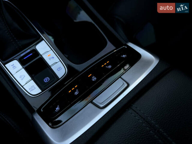 Белый Хендай Туксон, объемом двигателя 2 л и пробегом 147 тыс. км за 23700 $, фото 107 на Automoto.ua