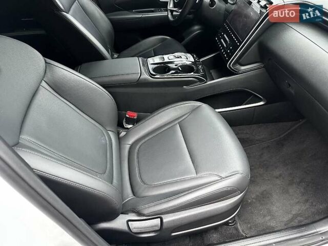 Белый Хендай Туксон, объемом двигателя 2 л и пробегом 107 тыс. км за 29500 $, фото 12 на Automoto.ua