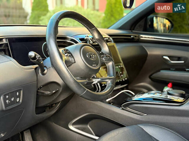 Белый Хендай Туксон, объемом двигателя 1.6 л и пробегом 75 тыс. км за 32000 $, фото 15 на Automoto.ua