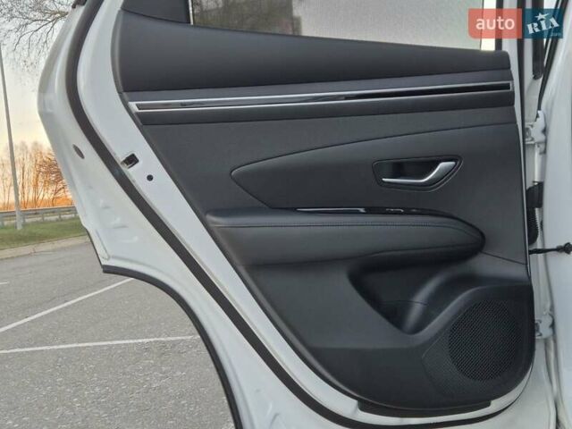 Білий Хендай Туксон, об'ємом двигуна 1.6 л та пробігом 42 тис. км за 32500 $, фото 75 на Automoto.ua