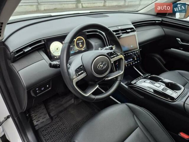 Білий Хендай Туксон, об'ємом двигуна 1.6 л та пробігом 41 тис. км за 33600 $, фото 58 на Automoto.ua